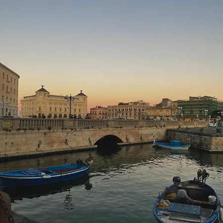 Almarela Apartmán Syracuse